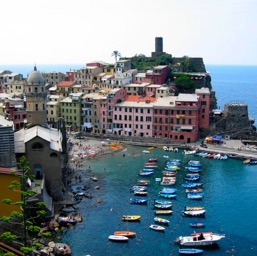 Vernazza from the trail towards Monterosso/
		    