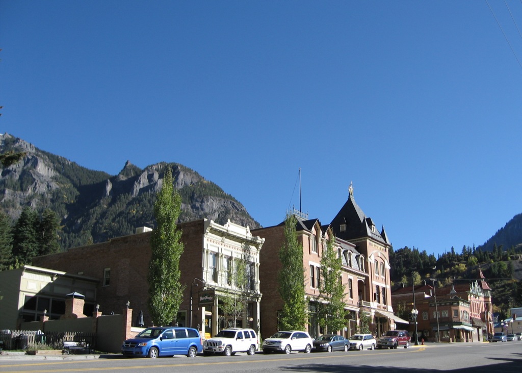 Ouray's main street/