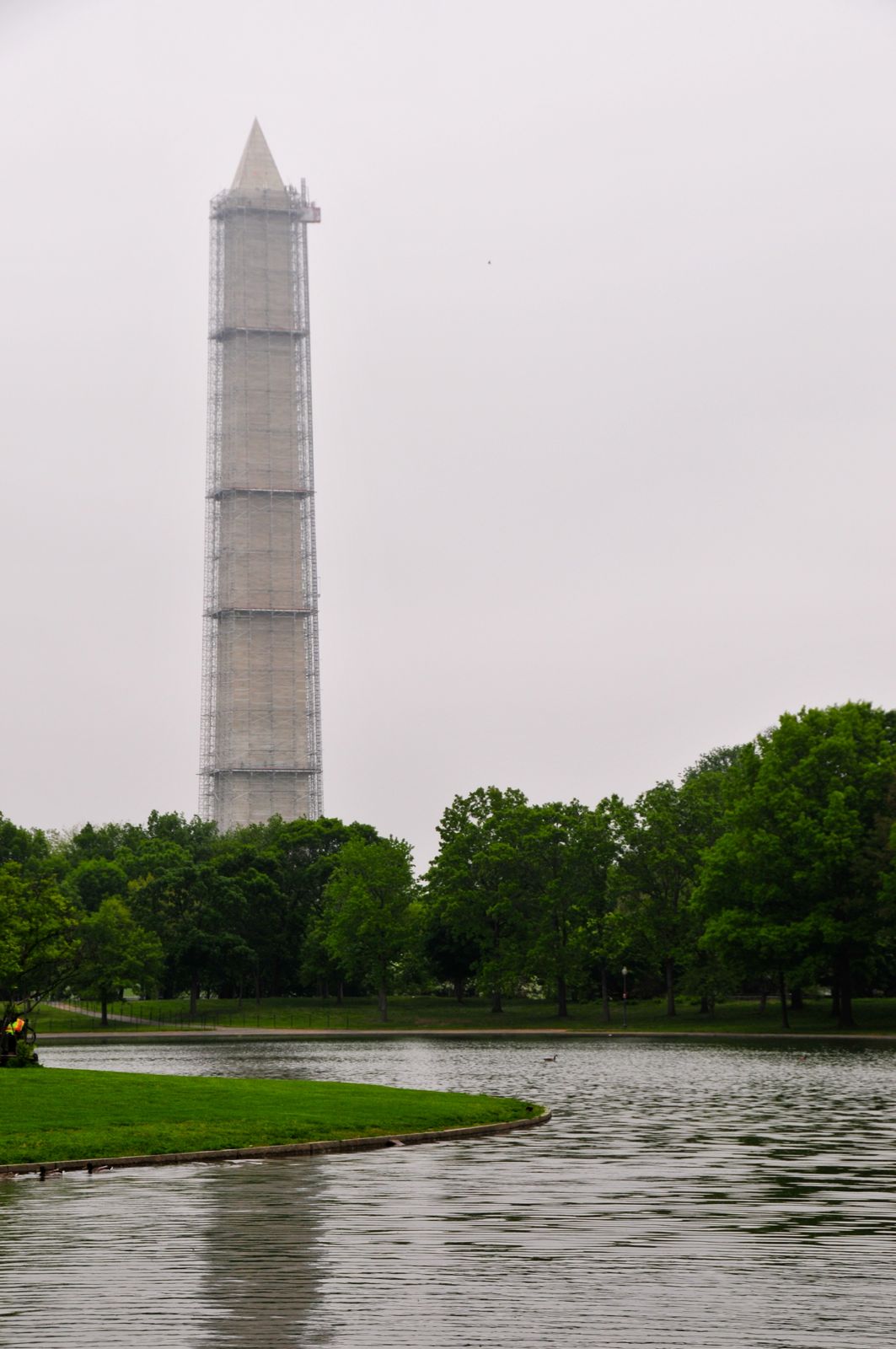 Too bad about the scaffolding... and the crappy weather/