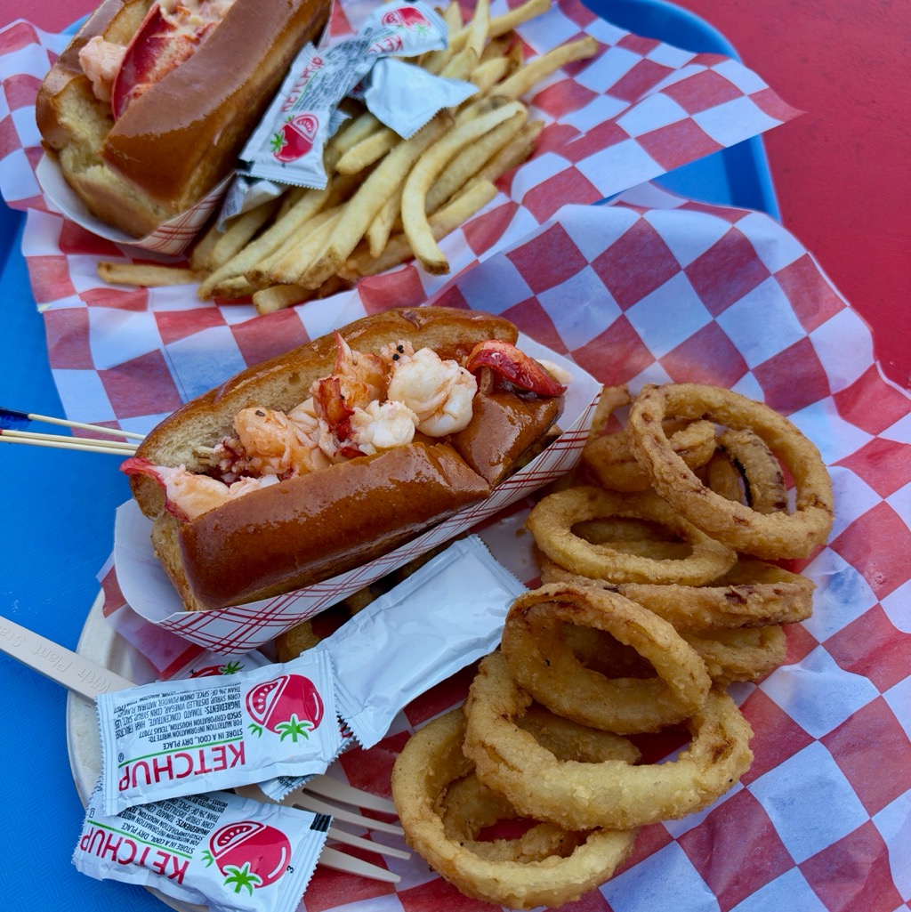 Beal's Lobster Pier, Southwest Harbor/
		    182 Clark Point Rd, Southwest Harbor, ME 04679, USA