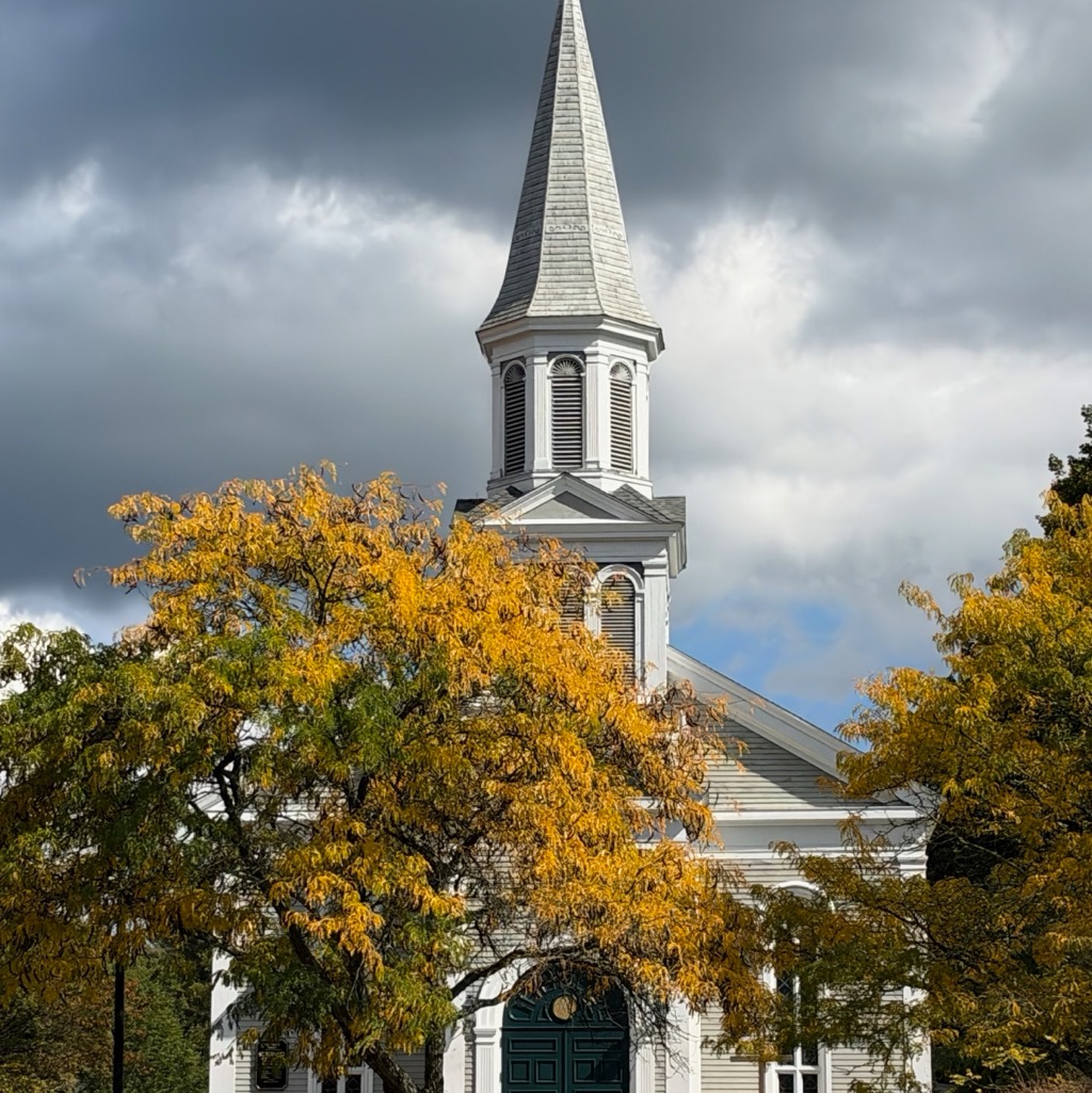 
		    11 Main St, Concord, MA 01742, USA