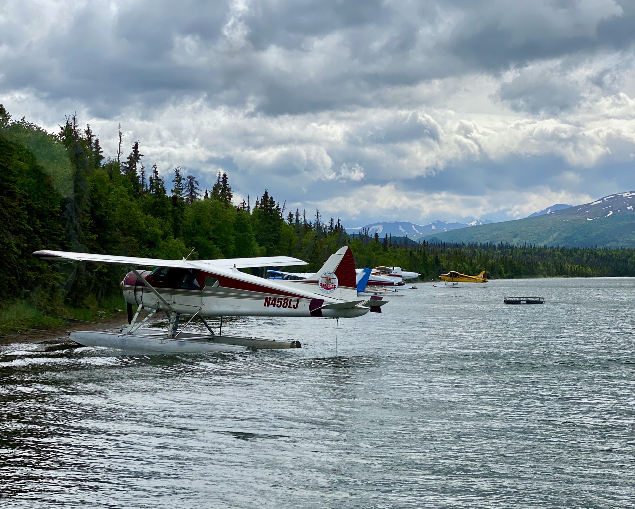 Katmai NP airport/