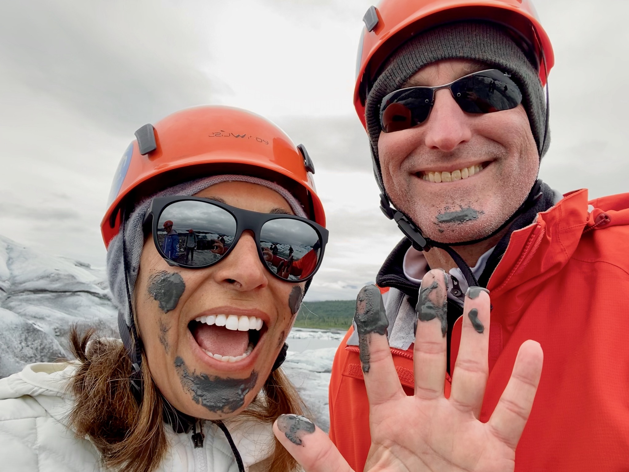 Glacier mud: supposed to detoxify your skin/