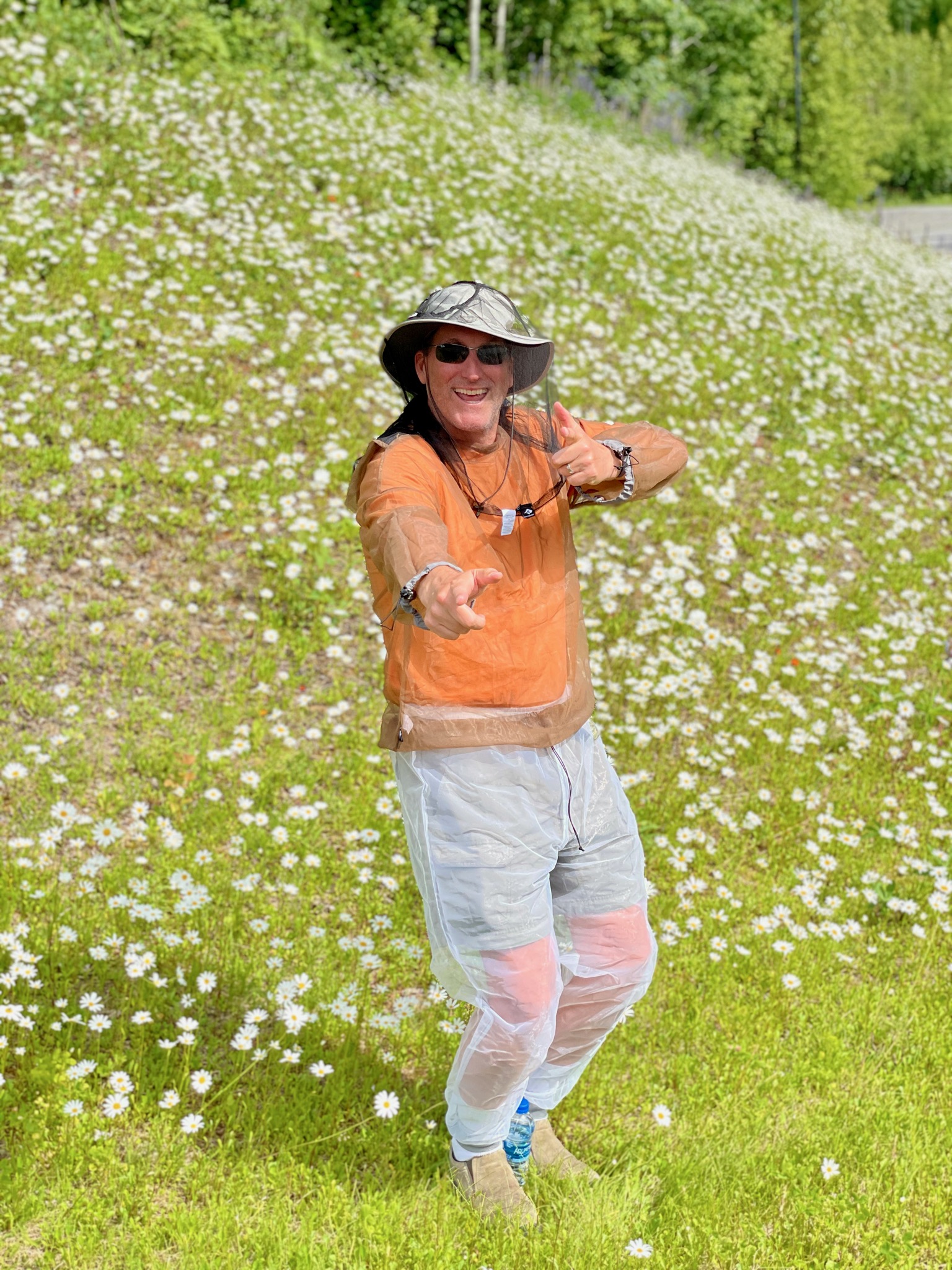 Looking good! Ready for a hike in the woods near Talkeetna 🦟/