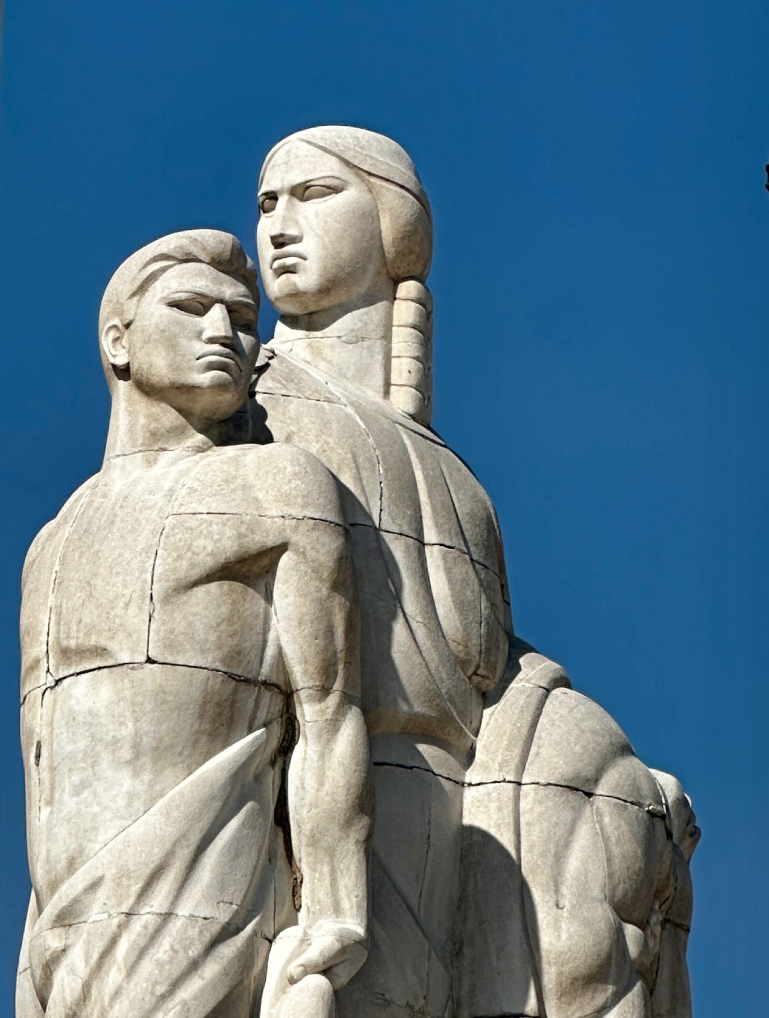 Los Niños Héroes looking very serious/