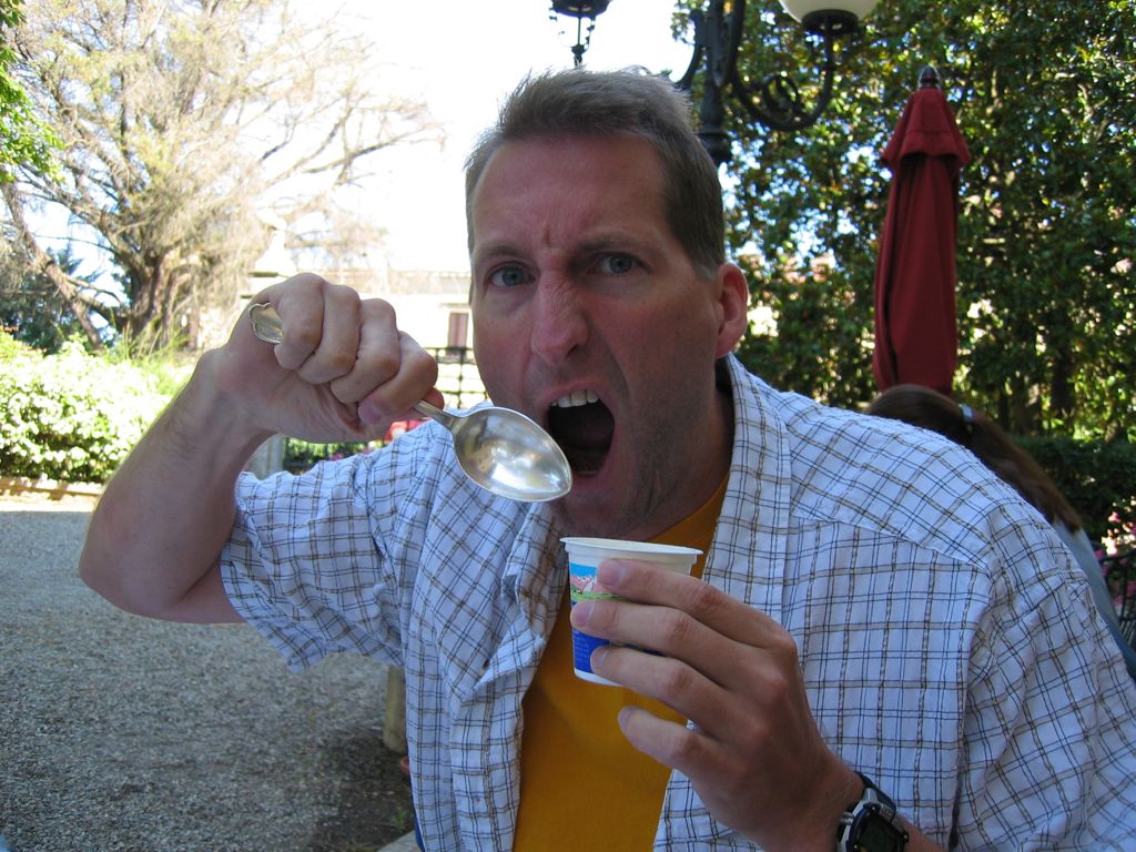 ... vs ginormous spoon!/