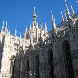 The cathedral in Milan/
		    