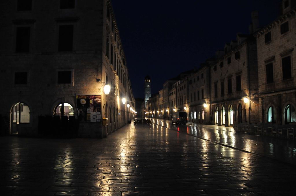 The main road before dawn... beautiful/