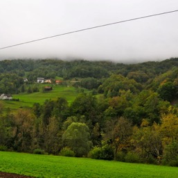 Slovenian countryside... simply amazing/
		    