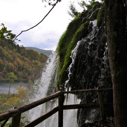 One of the bjillion waterfalls/
		    
