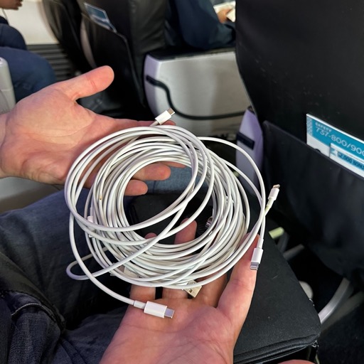 Do we have enough cables? Yes!/
		    Concourse D, Gate D2, SeaTac, WA 98158, USA