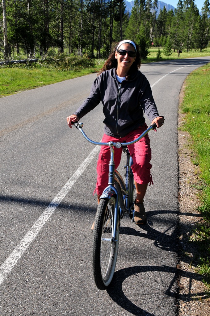 To proof Assana does more than posing/