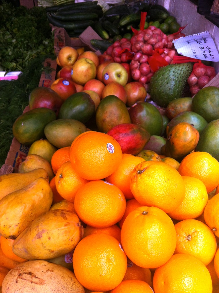 Fruit at the farmers market in Kona.../