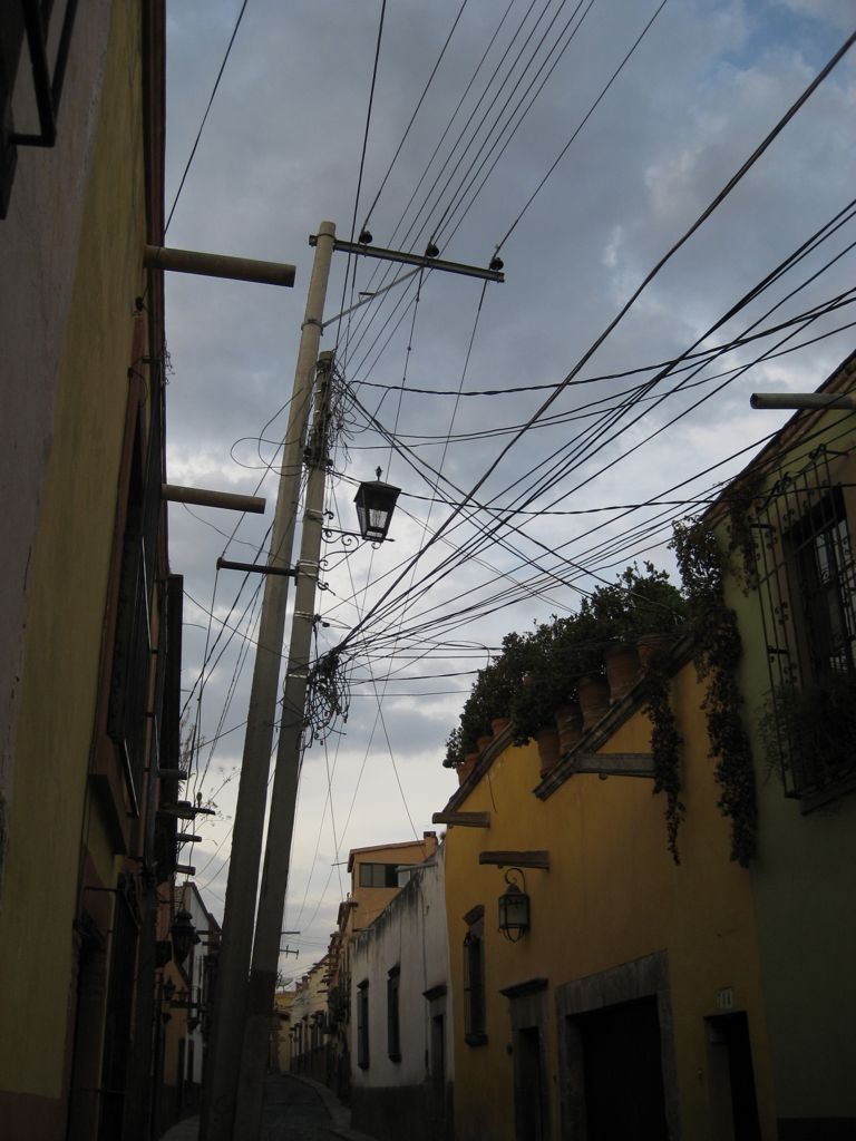 Impossible to take photos without wires... so why not include them?/