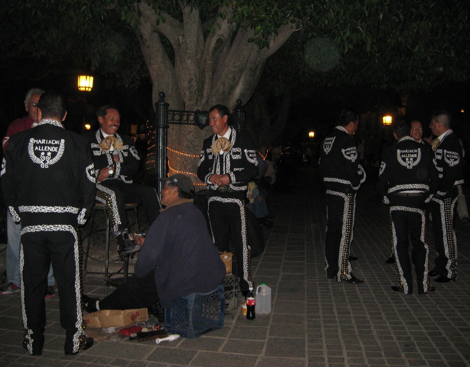 And now time for a shoe shine.../