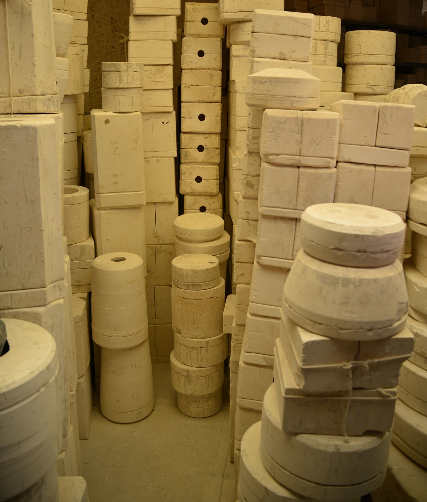 The molds that turn into pretty dishes/