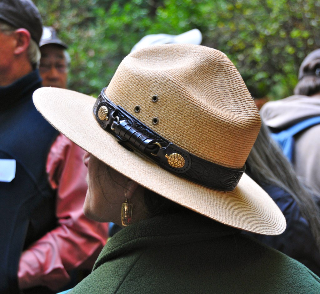 Ooooh, the coveted hat!/