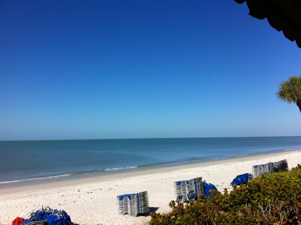 Pelican Bay, where the world's problems are solved over coffee! (And Judge Judy's home!)/