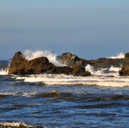 Crashy waves... though It was no South Point!/
		    