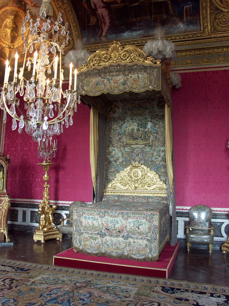 The bed... she was tiny!/