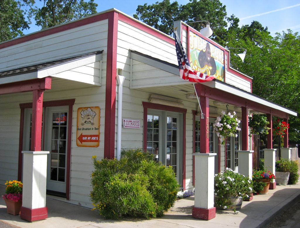 Joe's Place, the best breakfast in town/