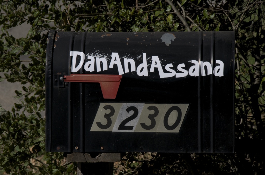 First order of business, a sticker on the mailbox. Thanx Timmy!/