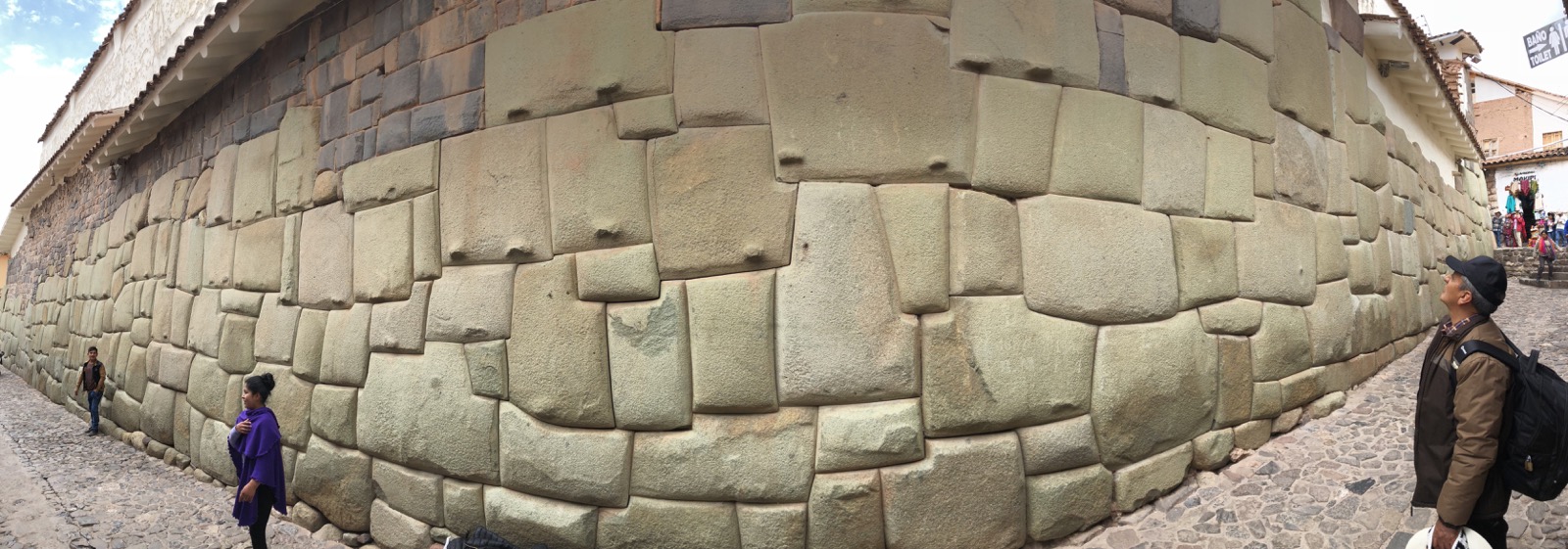 Amazing original Inca wall/