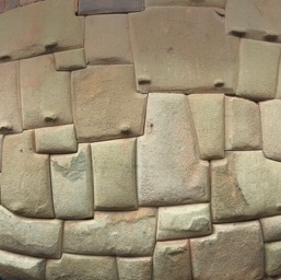 Amazing original Inca wall/
		    