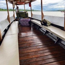 Heading to the ecolodge in the Amazon/
		    