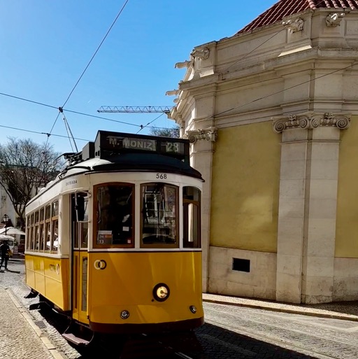 Tram on Largo da Sé/
		    R. Augusto Rosa 68, 1100-059 Lisboa, Portugal
