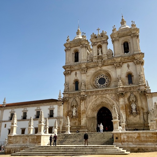 Alcobaça Monastery/
		    Praça 25 de Abril 27 2460, 2460 Alcobaça, Portugal