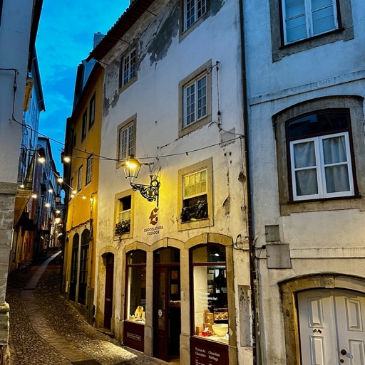 Rua de Quebra Costas, Coimbra/
		    Beco da Imprensa 28, 3000-179 Coimbra, Portugal