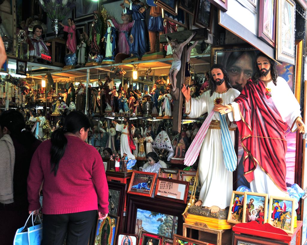 Jesuses in a Jesus Shop in the Jesus District/
