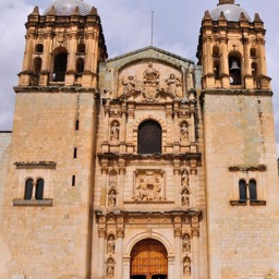 Santo Domingo church/
		    