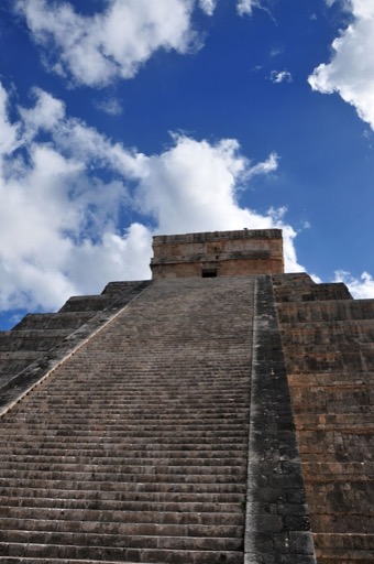 The temple of Kukulcan, Chichén Itzá