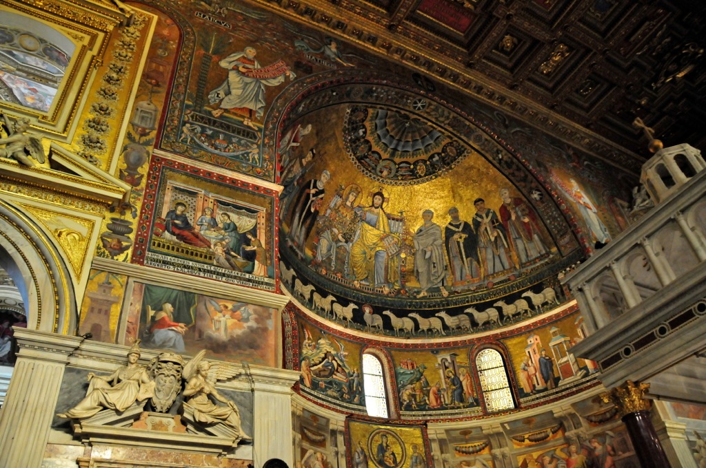 Another massively ornate church... good grief!/