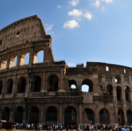 Ahhh... the Colosseum/
		    