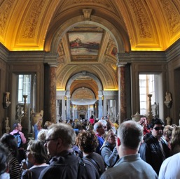 Vatican Museum... with another million tourists!/
		    