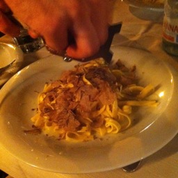 80 euros worth of white  truffled shaved on the pasta! Heaven./
		    