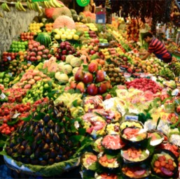 Yummy fruit at the market/
		    