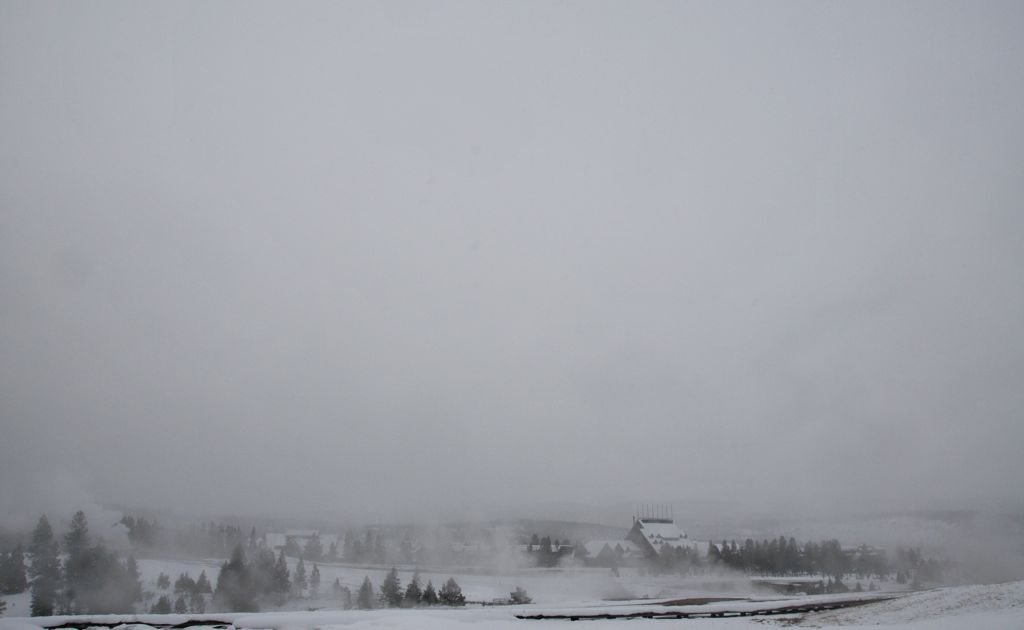 Old Faithful Inn from afar/