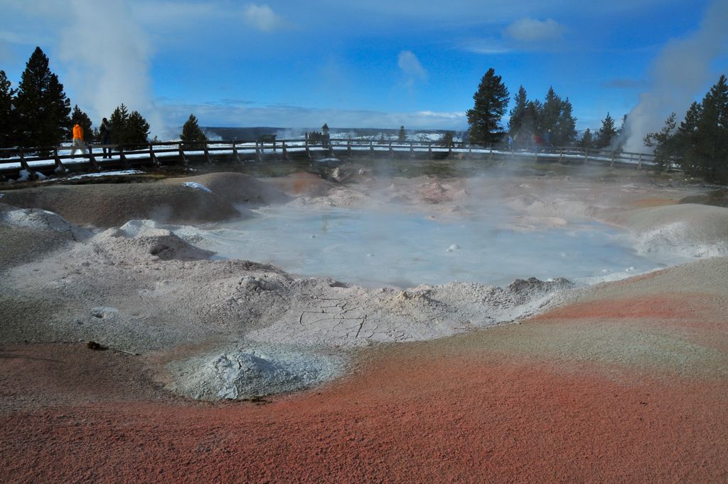 A hole of boiling mud/