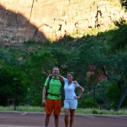 Heading to Angels Landing trail, bright and early in the morning.../
		    